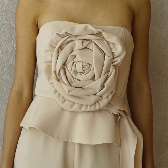 HATHAIRAT Signature Rose Top in Italian crepe bustier rose detail - Picture 3 of 4